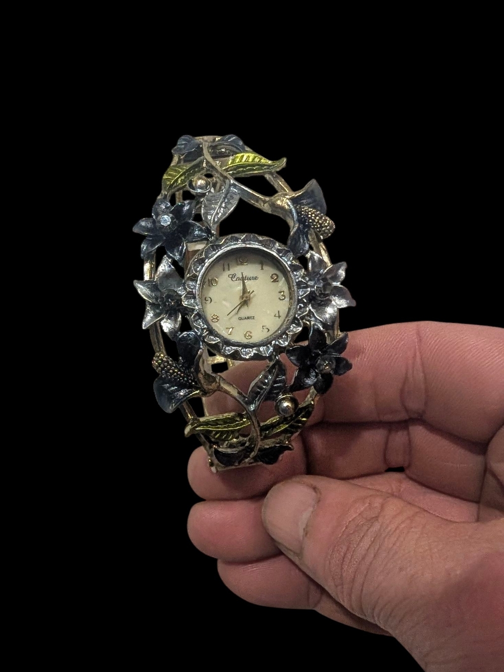 Simply Couture Floral Silver and Gold Tone Women's Bracelet Watch